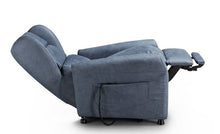 Carica l'immagine nel visualizzatore di Gallery, Poltrona GINEVRA