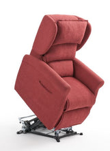 Carica l'immagine nel visualizzatore di Gallery, Poltrona GILDA