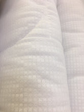 Carica l'immagine nel visualizzatore di Gallery, Coprimaterasso in OUTLAST