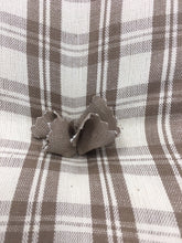 Carica l'immagine nel visualizzatore di Gallery, Guanciale di Cirmolo