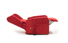 Carica l'immagine nel visualizzatore di Gallery, Poltrona Sana